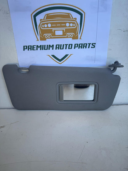 2004   Right Sun Visor