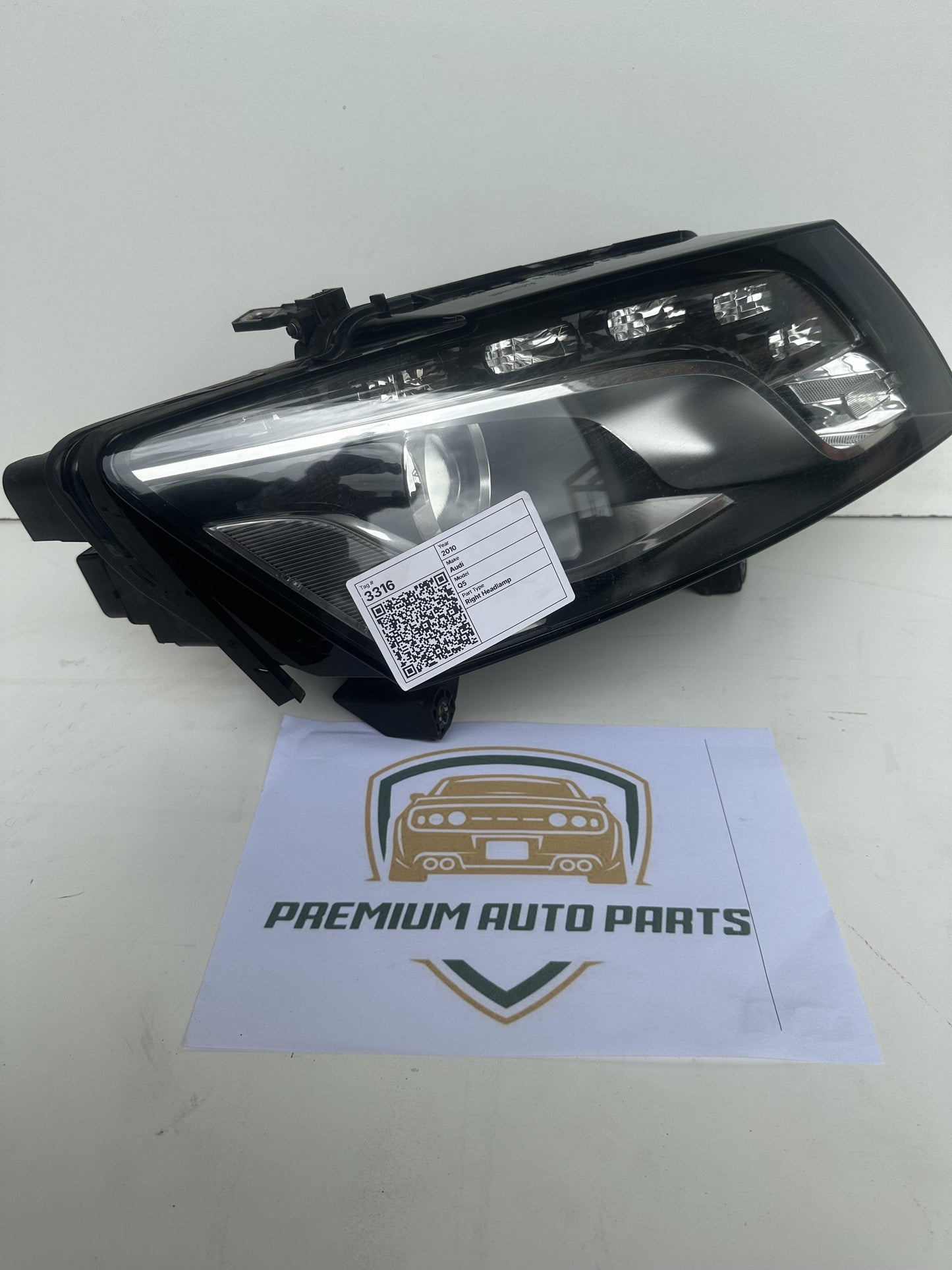 2010  8R Right Headlight