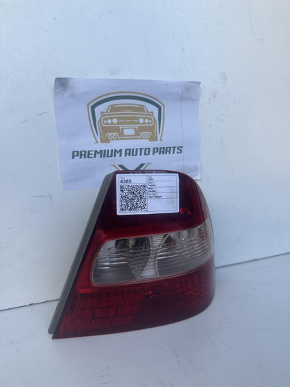 2003  E120 Right Taillight