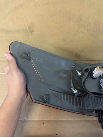 2007  Aurion Right Taillight