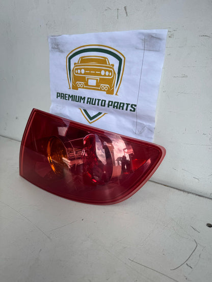 2005   Right Taillight