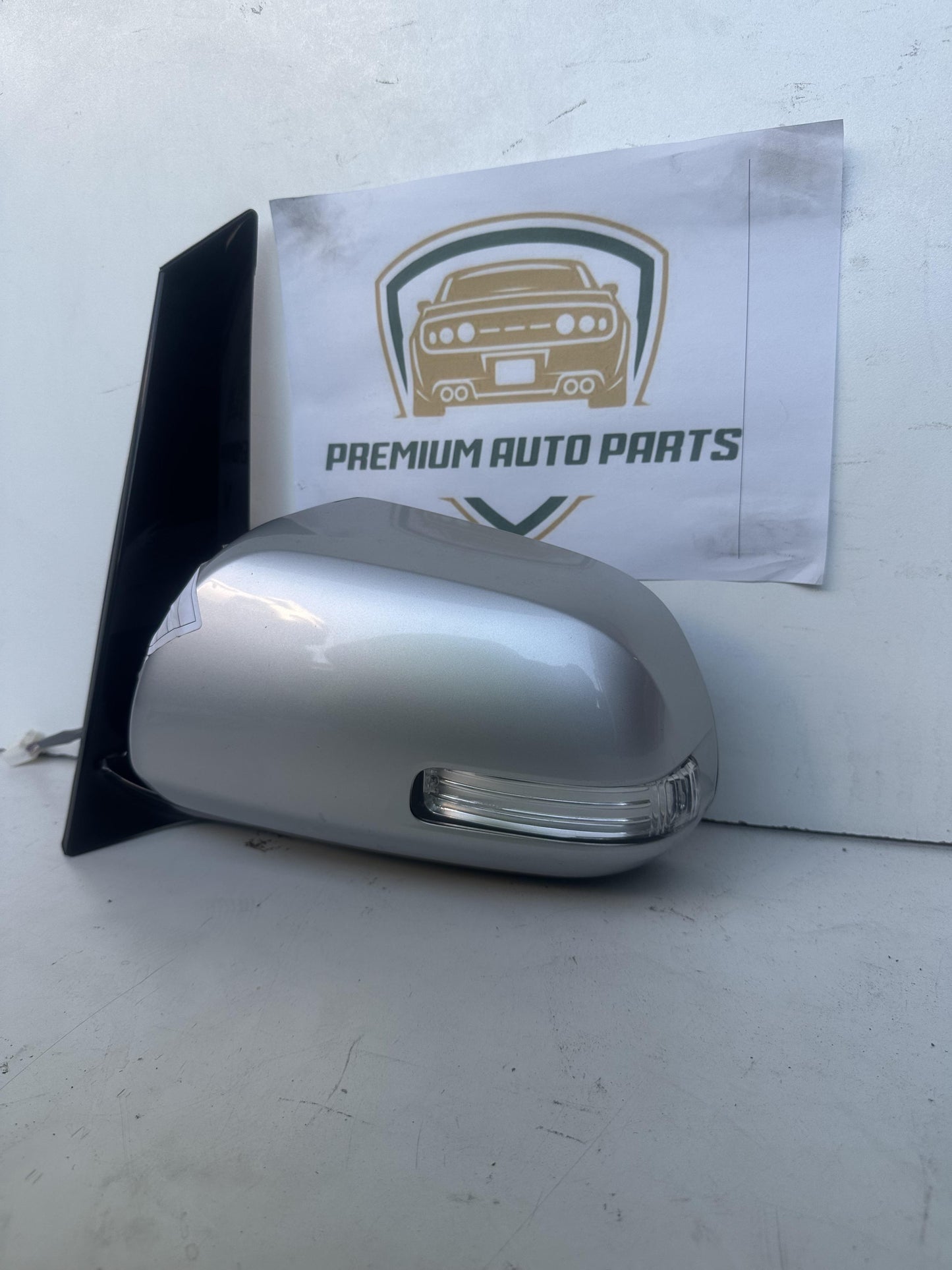 2006  R50 Left Door Mirror