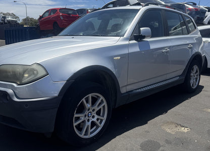 2004 BMW X3  E83Station Wagon 
BMW
X3