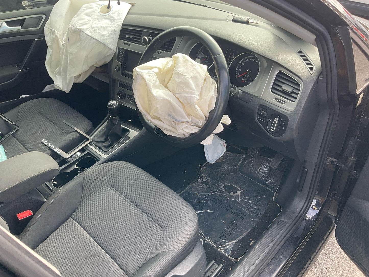2015 Volkswagen Golf  Hatchback 
Volkswagen
Golf