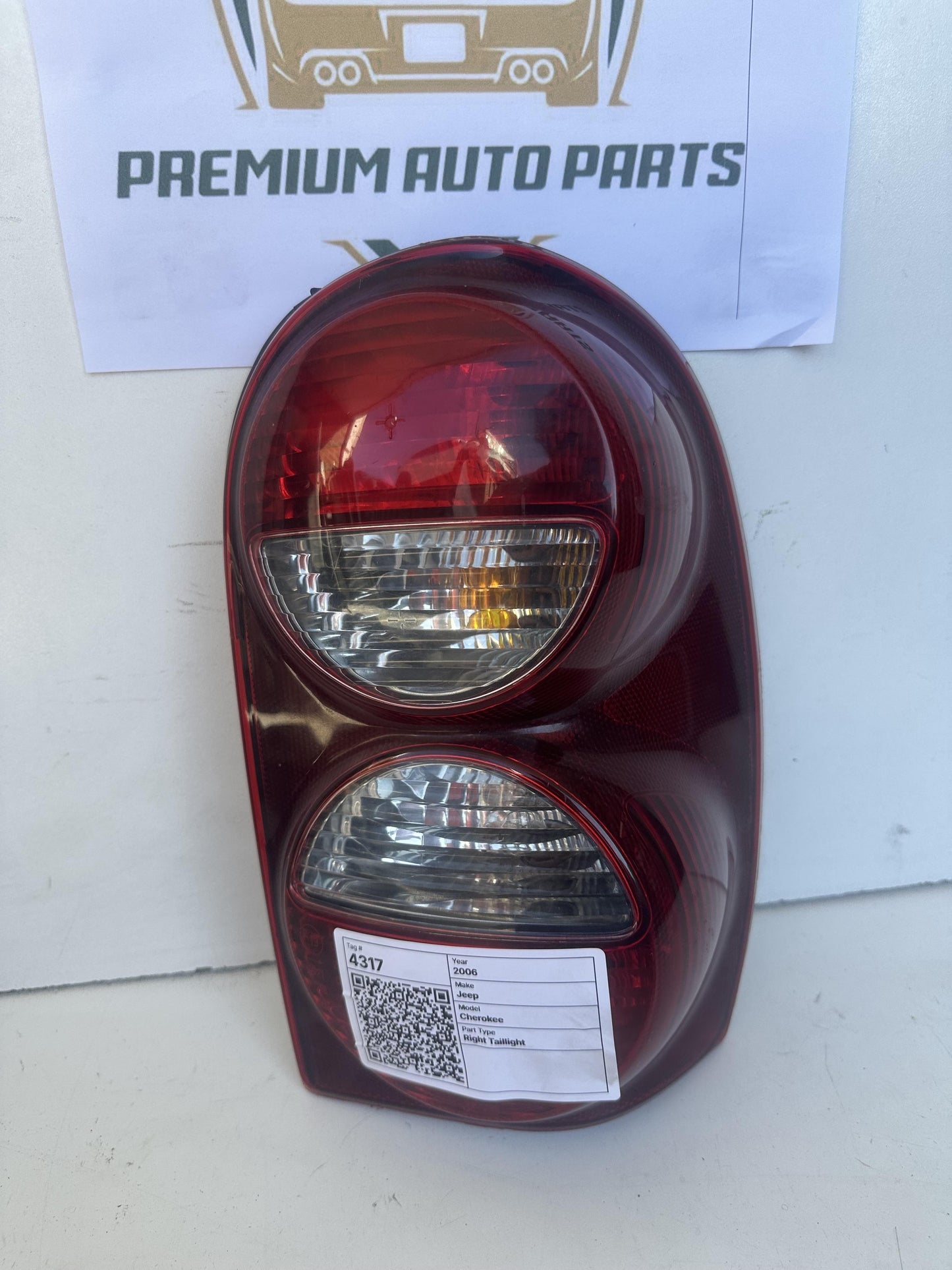 2006   Right Taillight