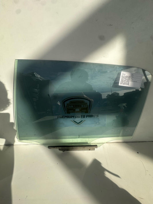 2008  E150 Left Rear Door Glass