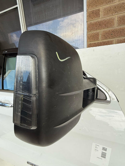 2018 Jeep Grand Cherokee Right Front Door