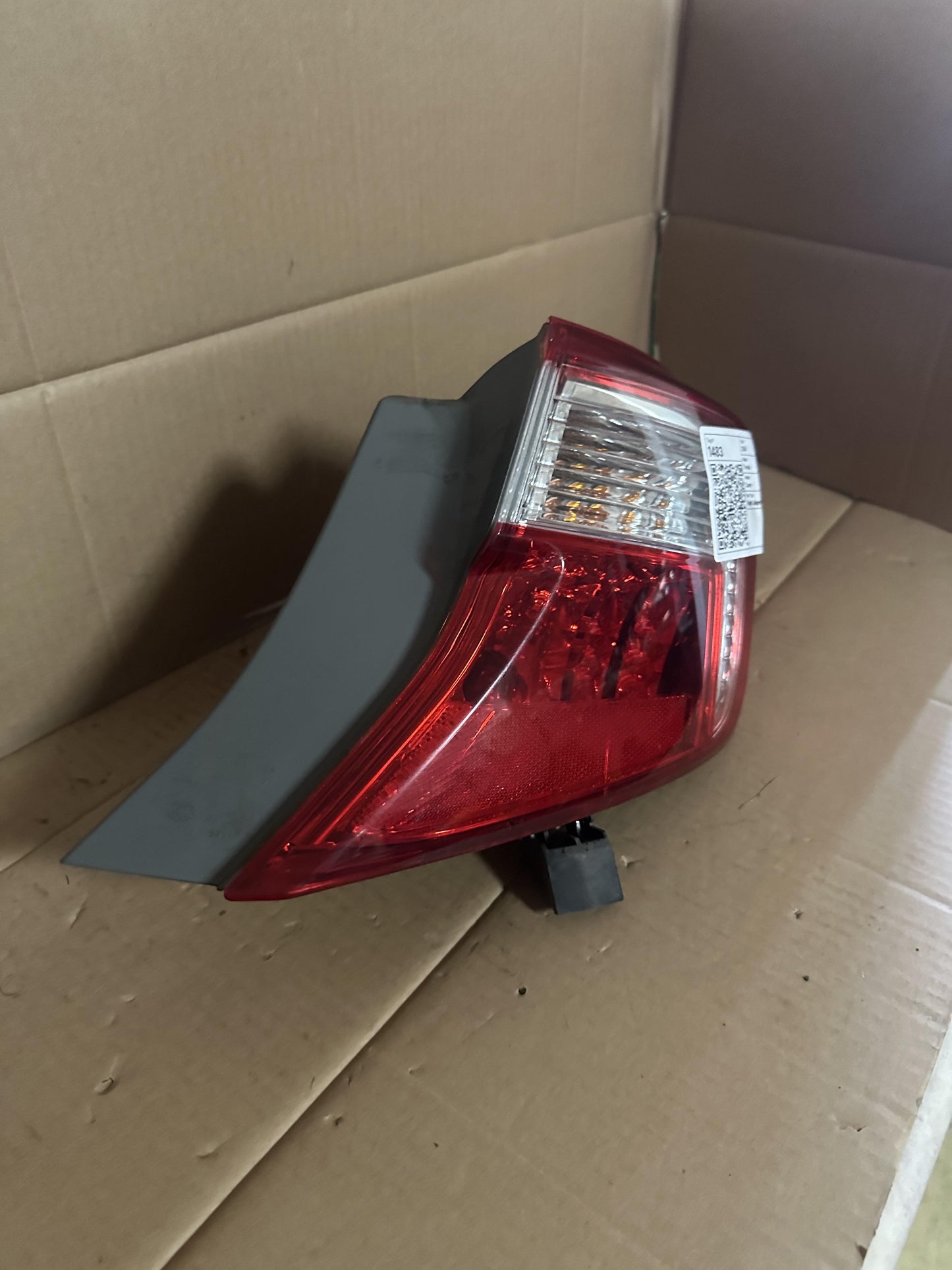 2014  Camry Right Taillight