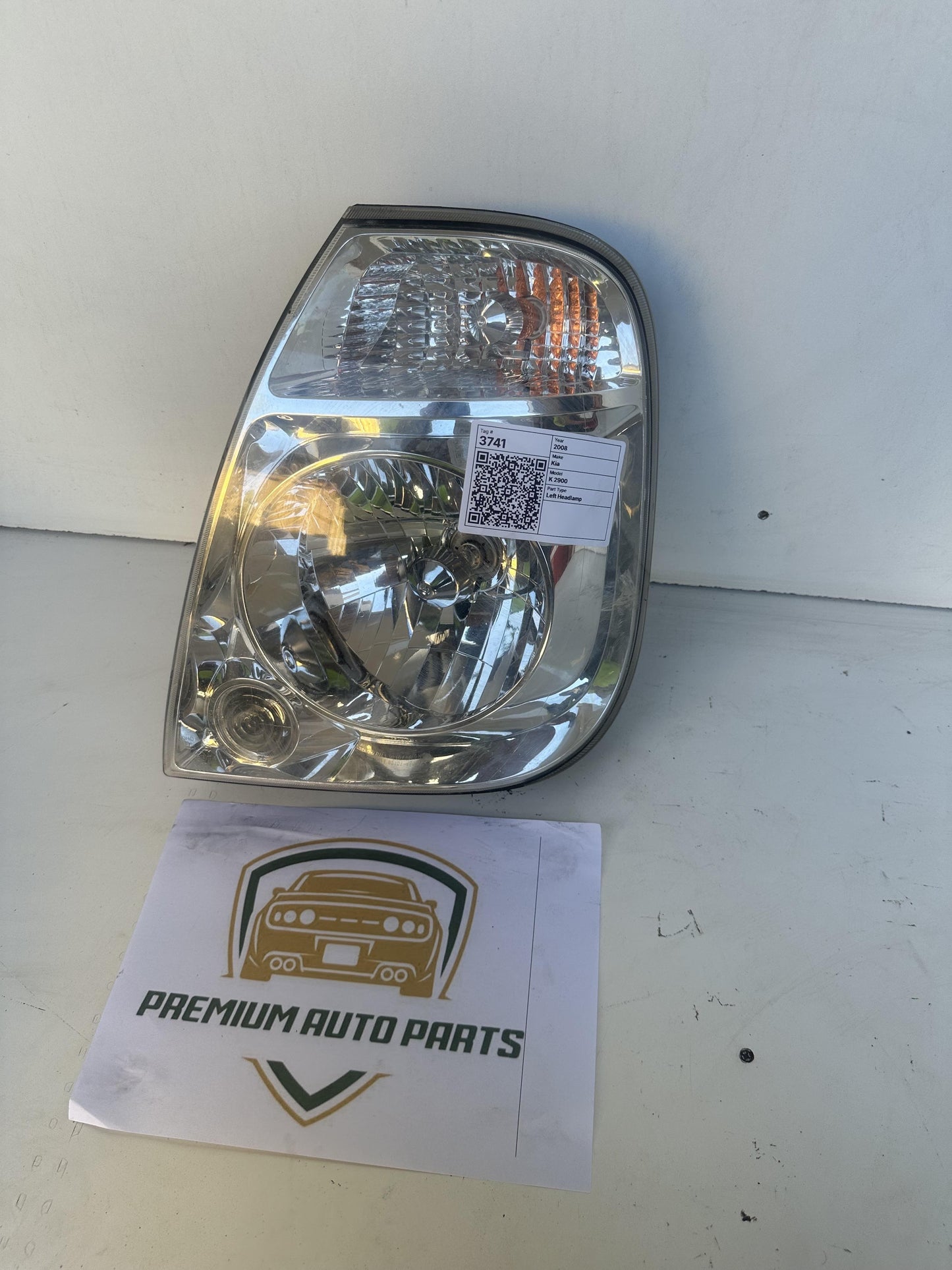 2008   Left Headlight