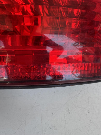 1999   Left Taillight