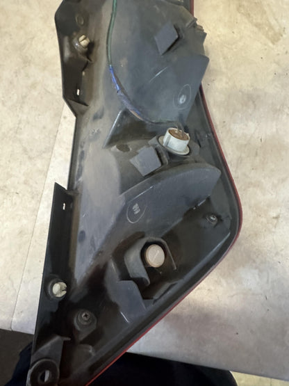 2010  Murano Left Taillight