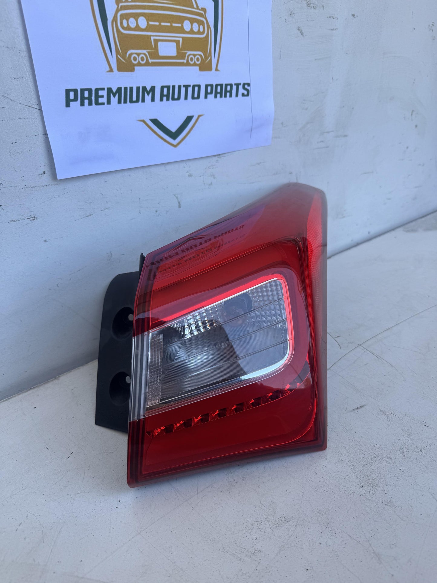 2016  GD Right Taillight