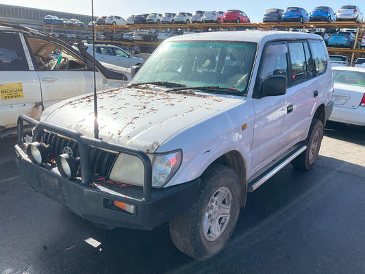Toyota 
Land Cruiser