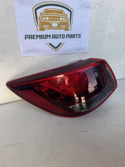 2015   Left Taillight