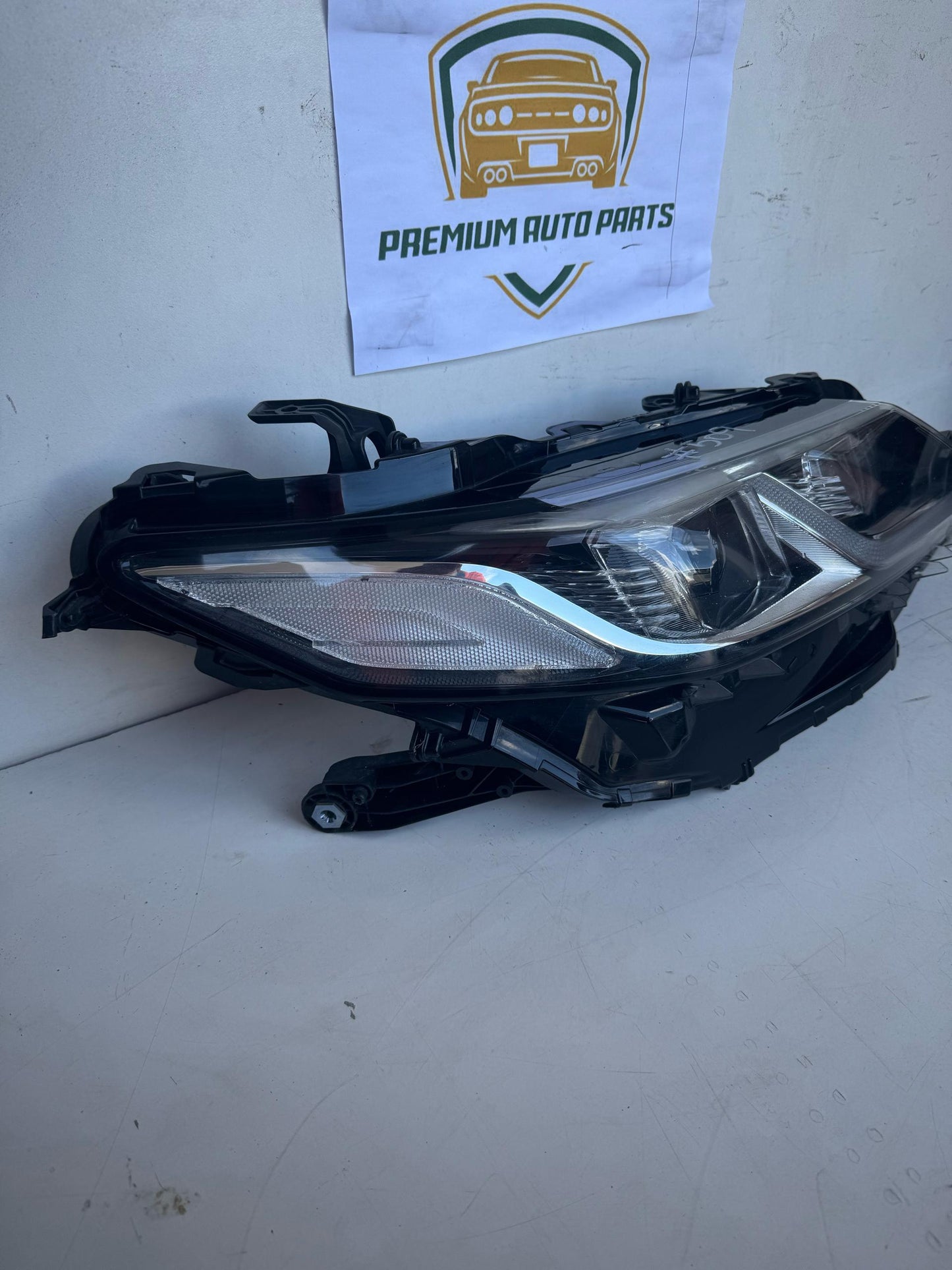2018  XV70 Right Headlight