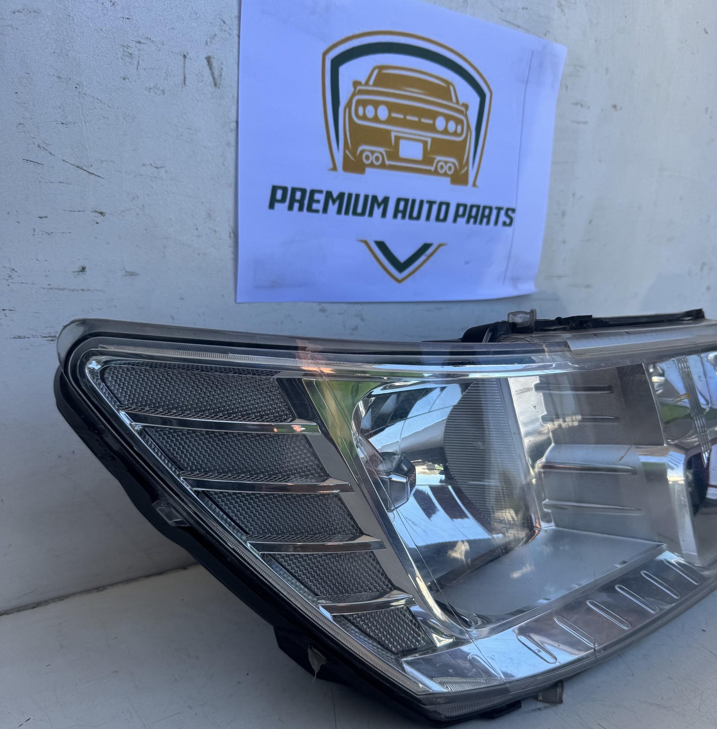 2014  JC Right Headlight