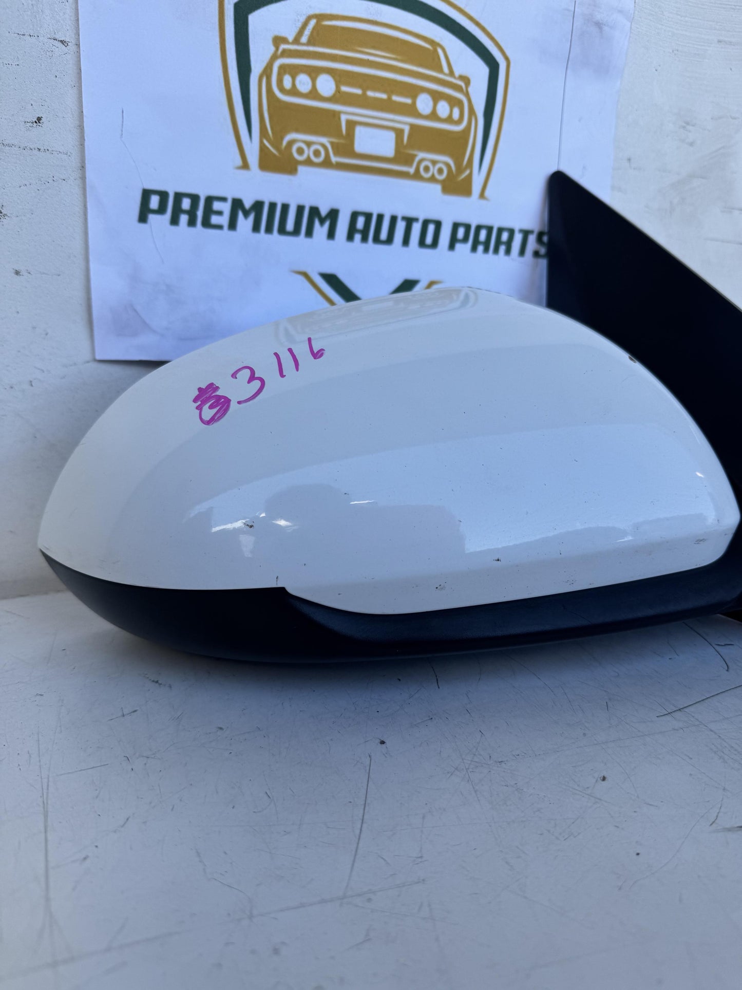 2017  VF Right Door Mirror