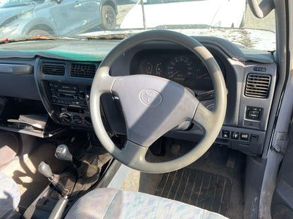 Toyota 
Land Cruiser