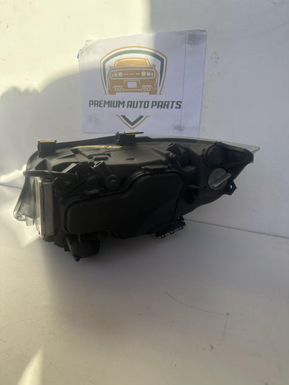 E90 Right Headlight