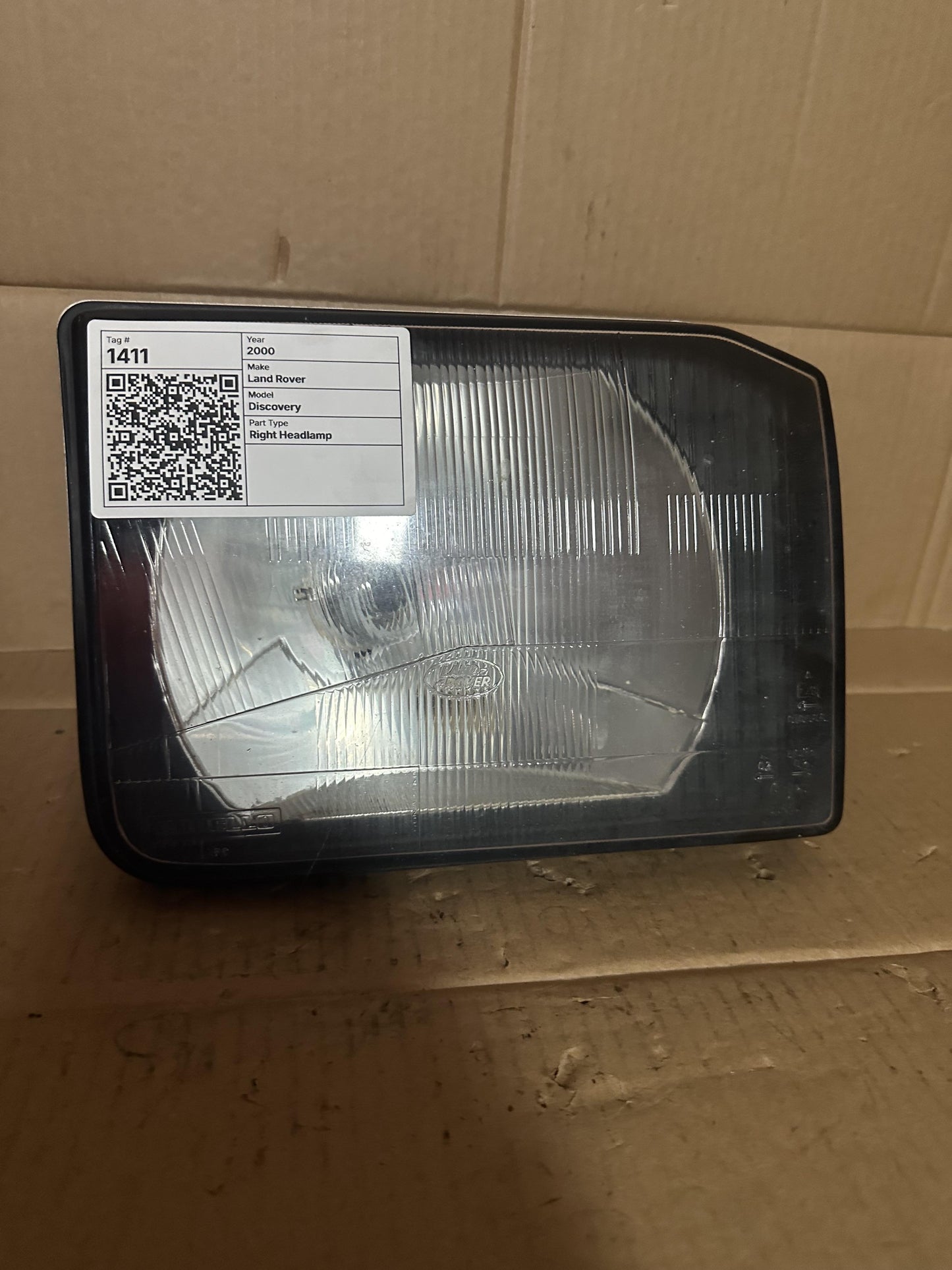 2000  II L318 Right Headlight