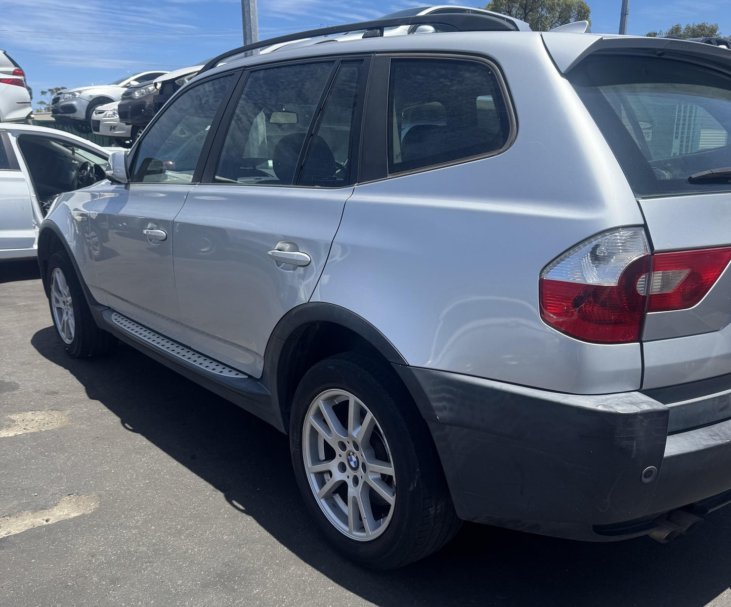 2004 BMW X3  E83Station Wagon 
BMW
X3