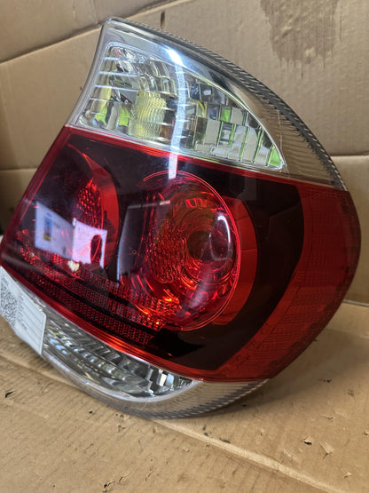 2004  Sportivo Right Taillight