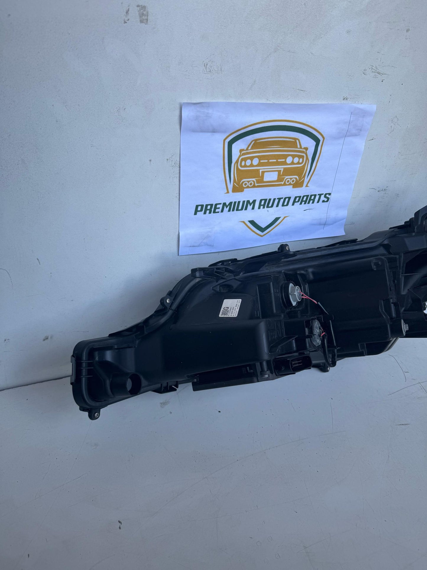 2018  XV70 Right Headlight