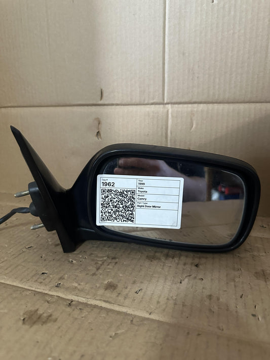 1999  XV20 Right Door Mirror