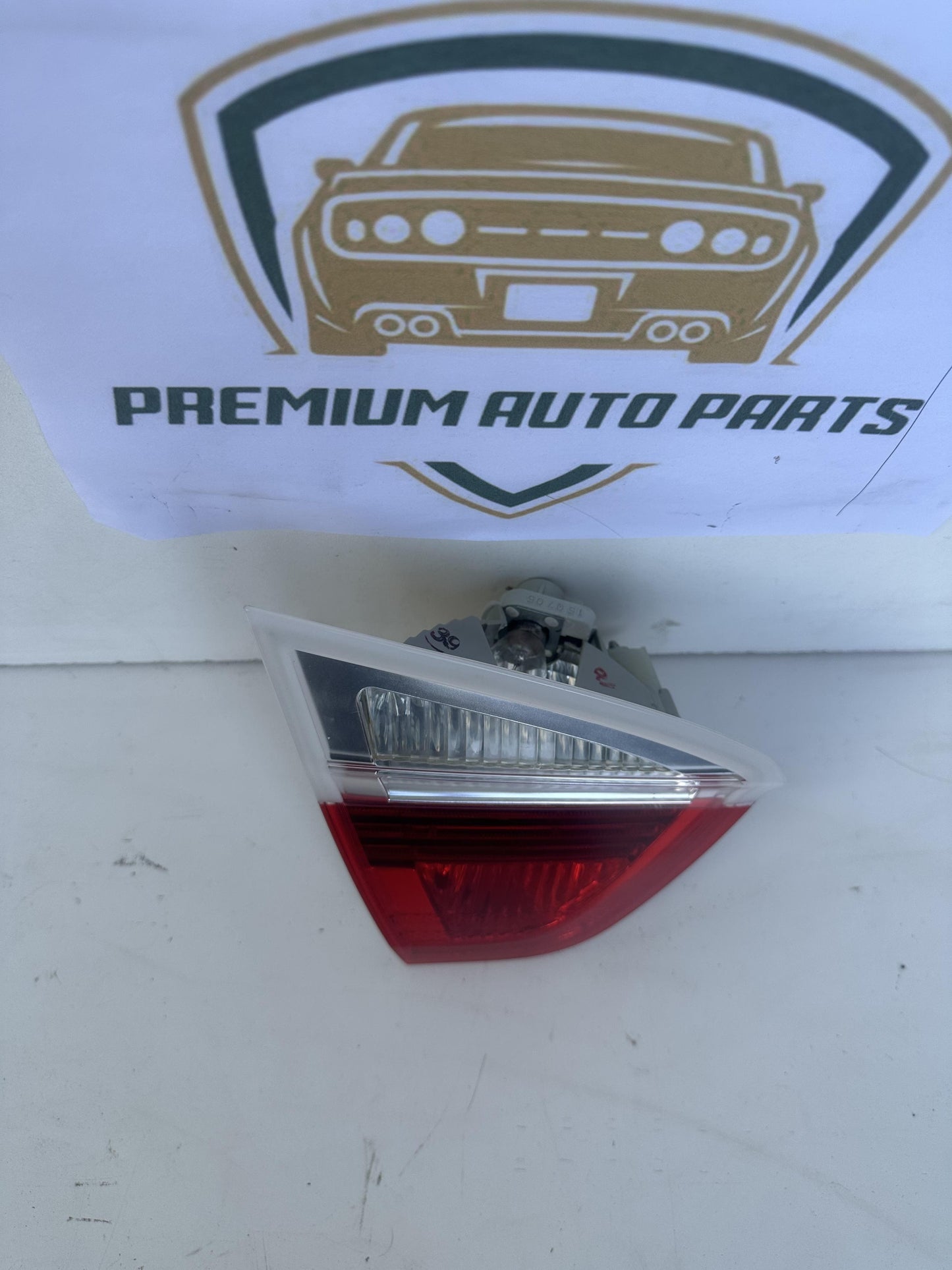 2006   Left Boot Light