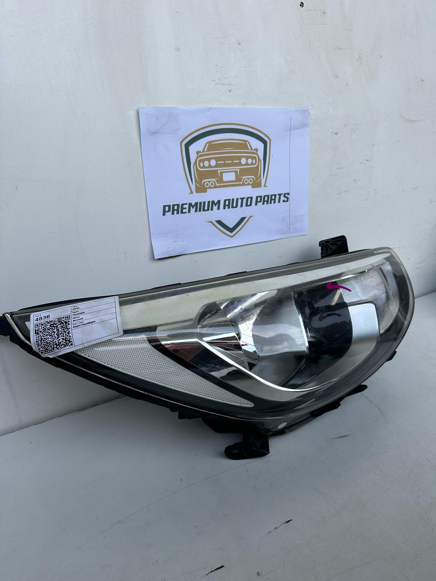 2015  RB Right Headlight
