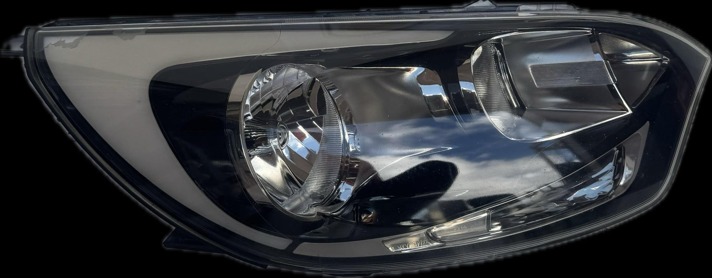 2015  UB Right Headlight