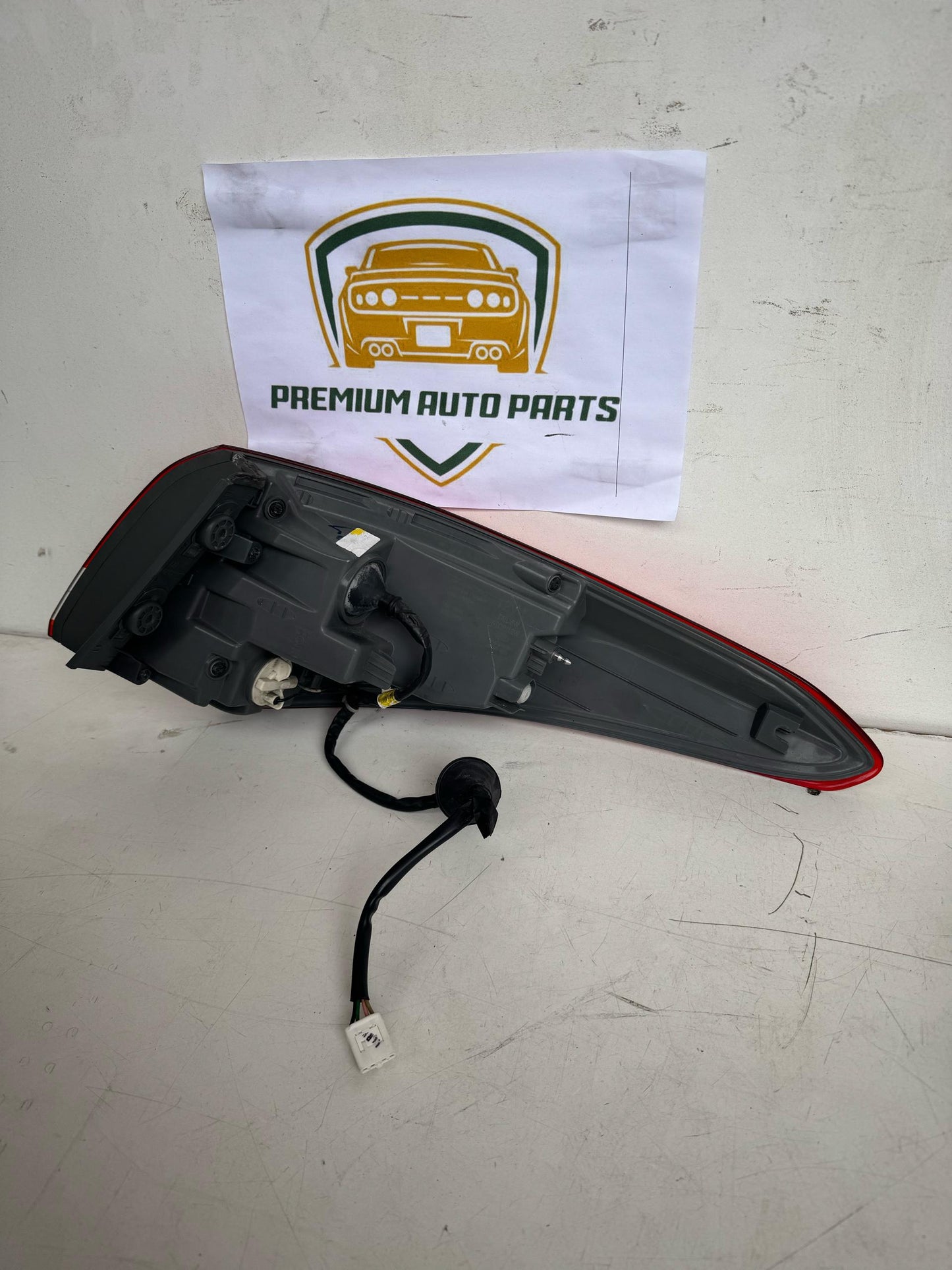2013  VF Left Taillight
