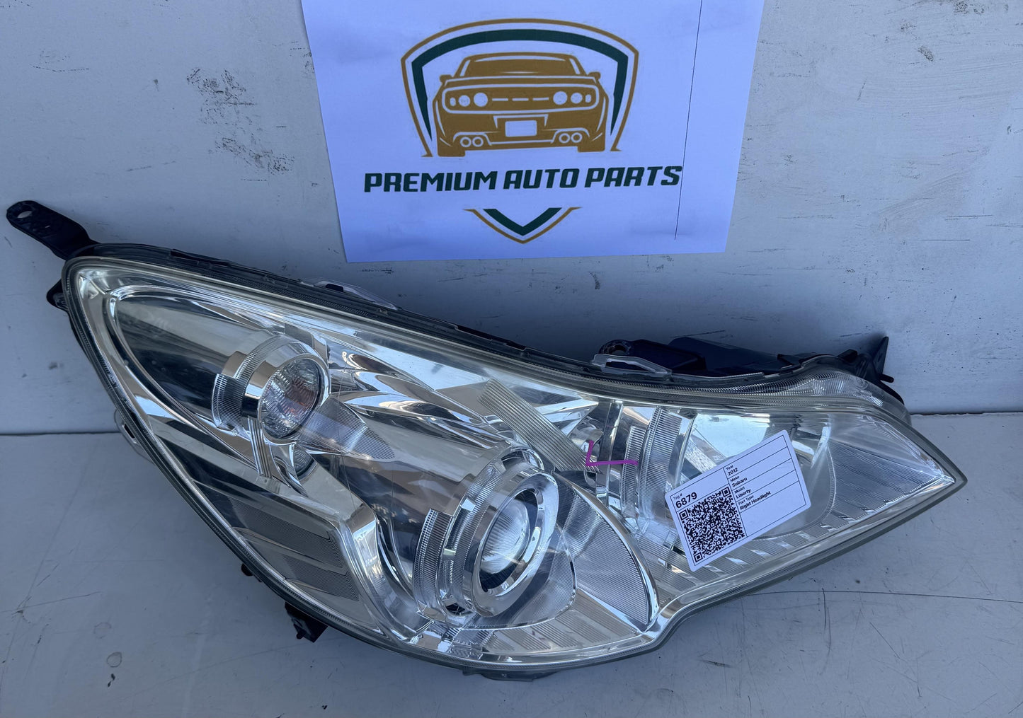2012  V BM Right Headlight