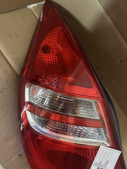 2010  I30 Left Taillight