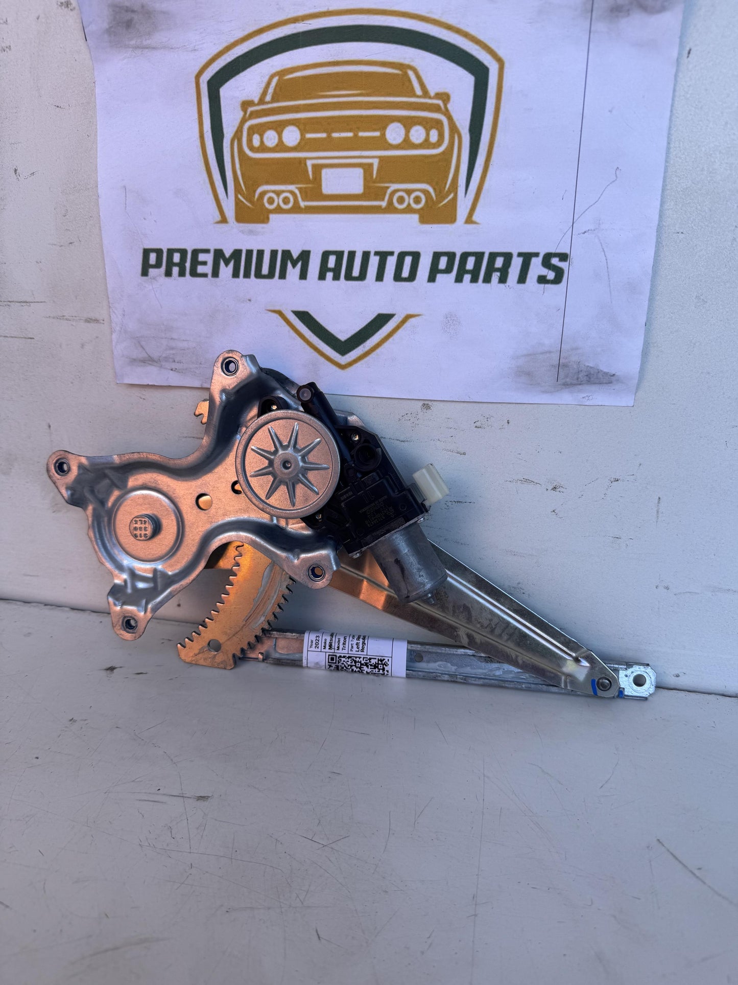 2023   Left Rear Window Regulator/Motor