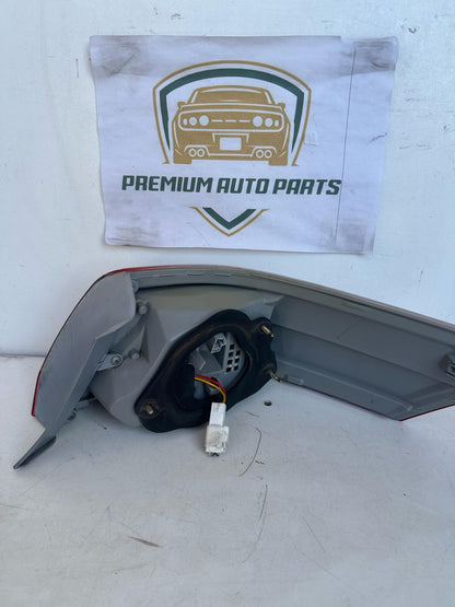2011 Toyota Camry Left Taillight