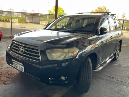 2010 Toyota Kluger  Station Wagon 
Toyota
Kluger