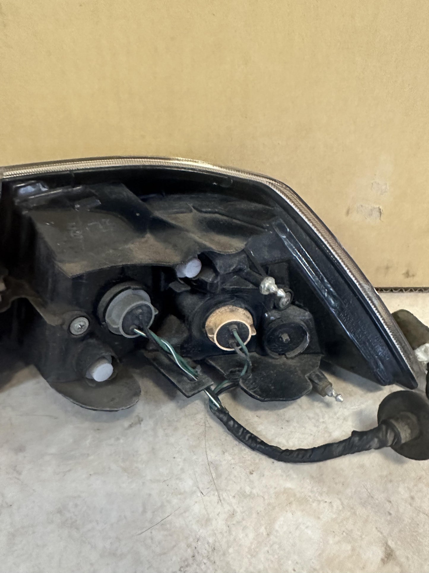 2011  Lancer Left Taillight