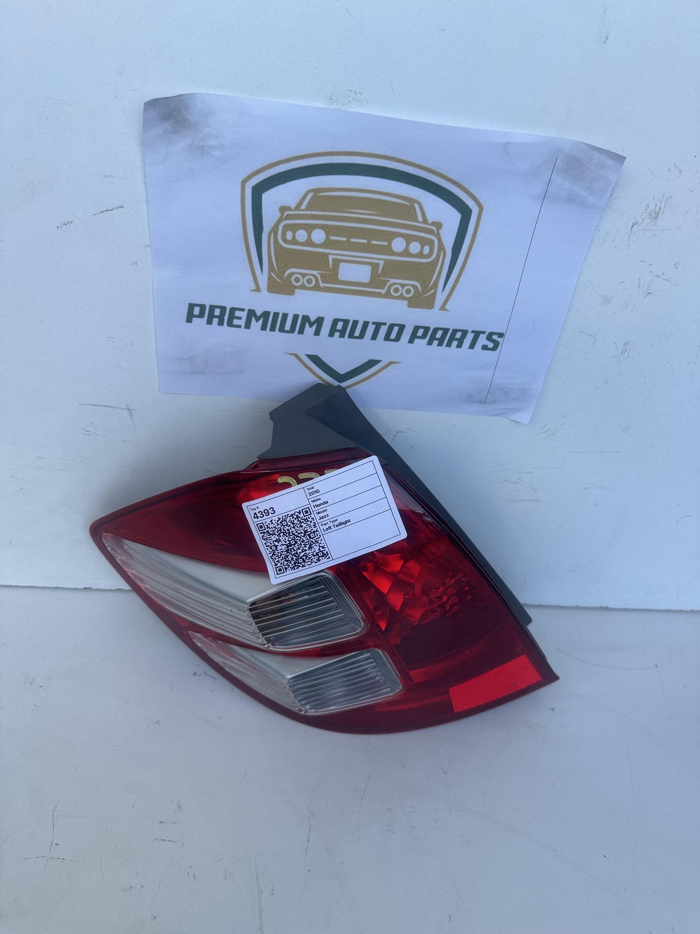 2010  GE Left Taillight