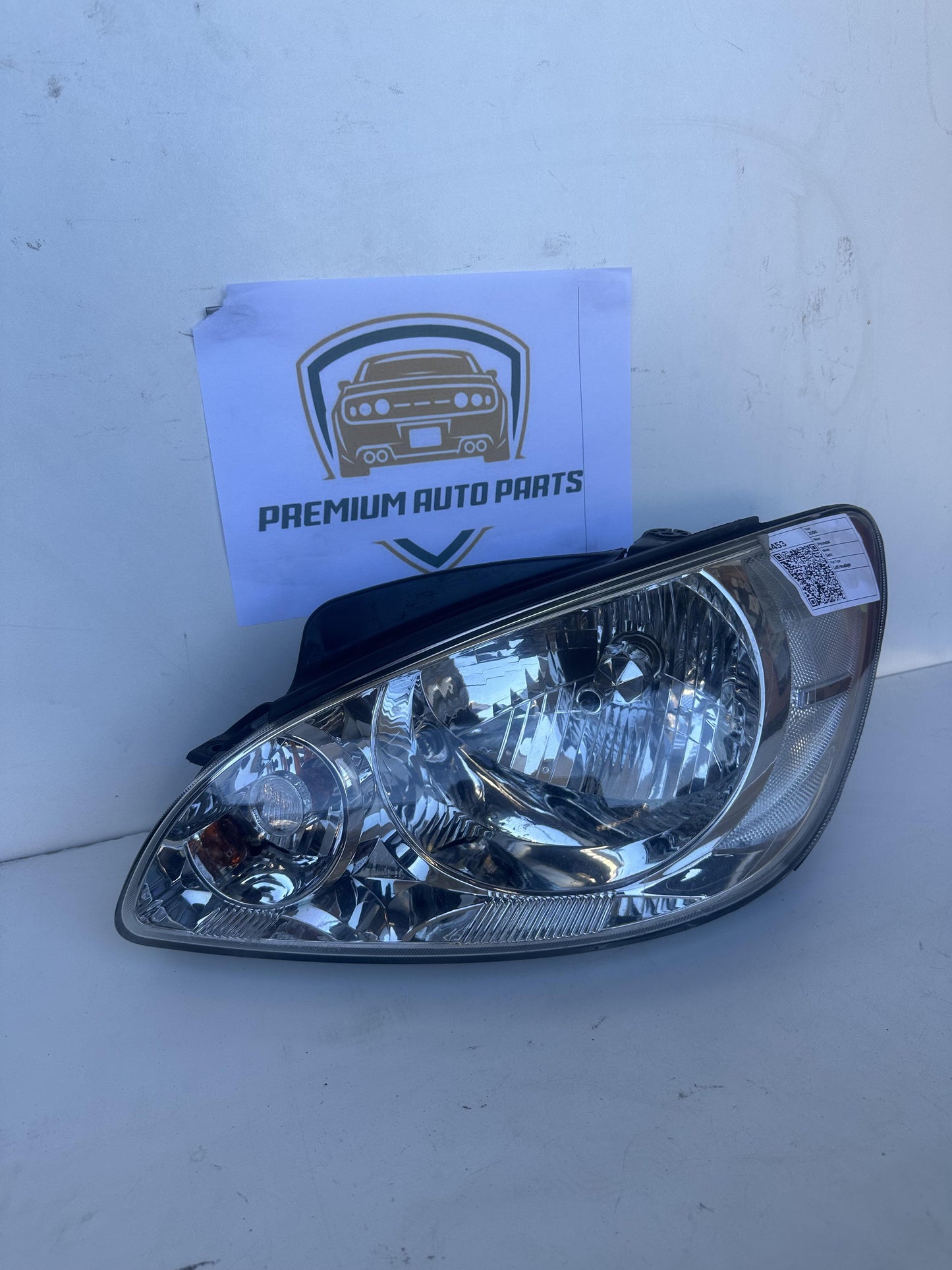 2006   Left Headlight