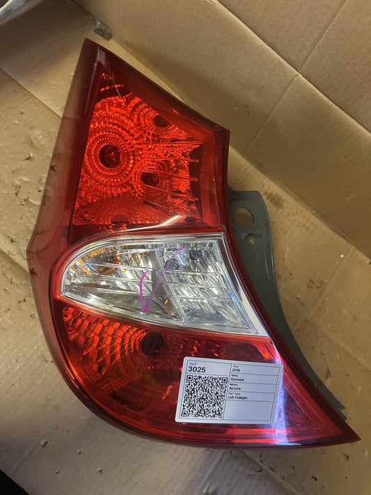 2016  RB Left Taillight