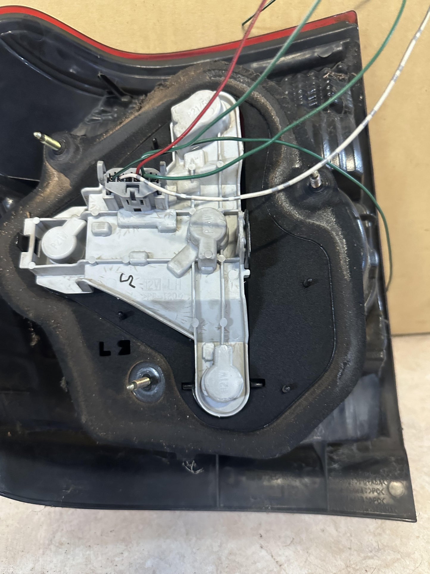 2004  Corolla Left Taillight