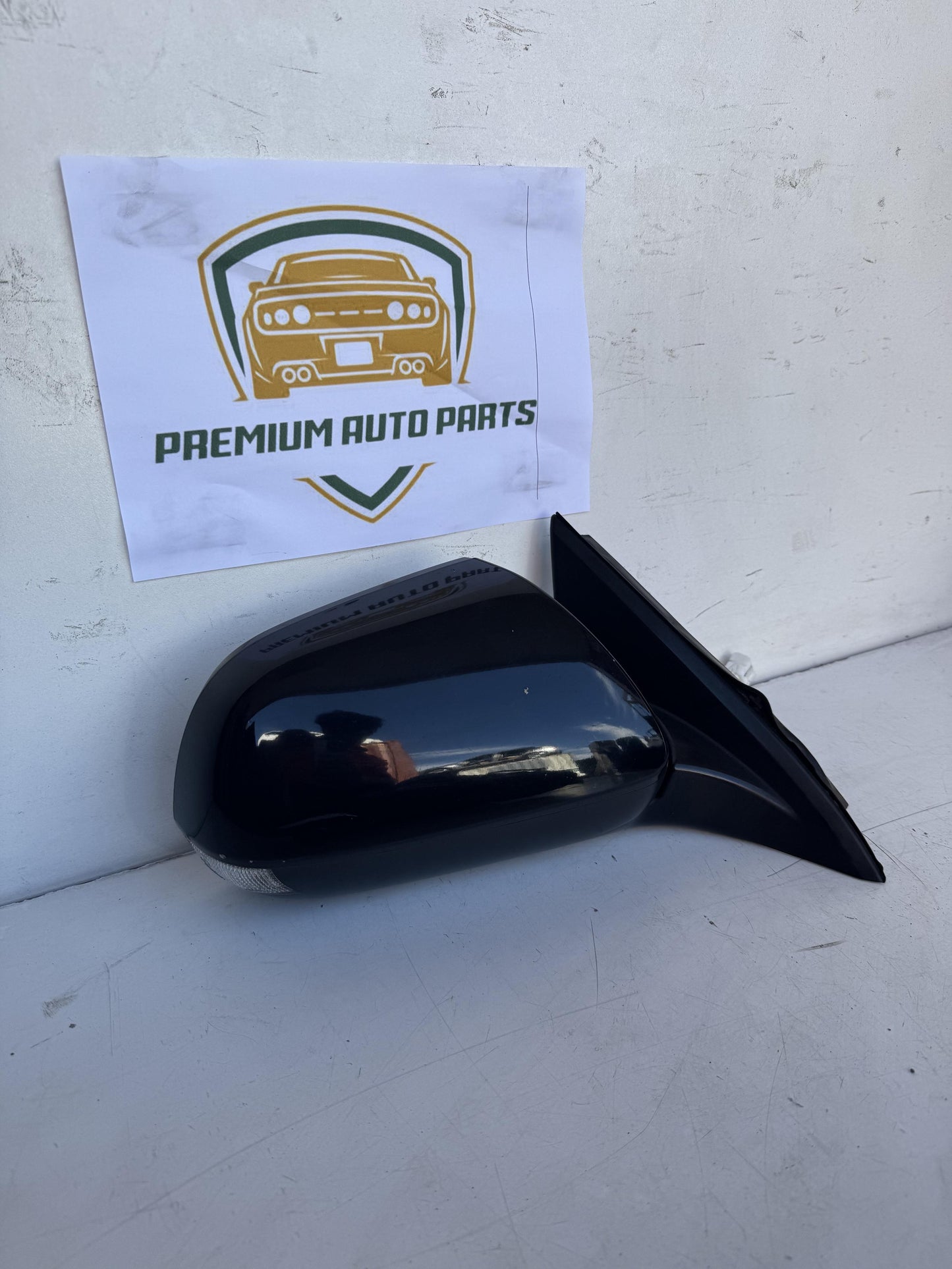 2011   Right Door Mirror
