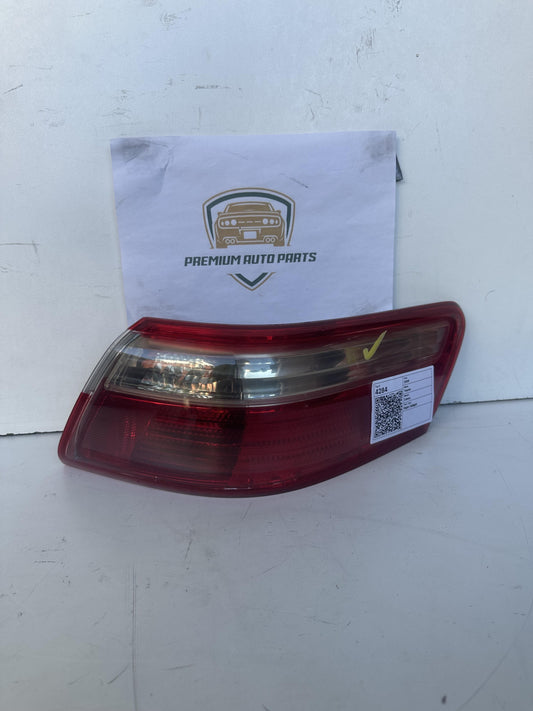 2008  XV40 Right Taillight