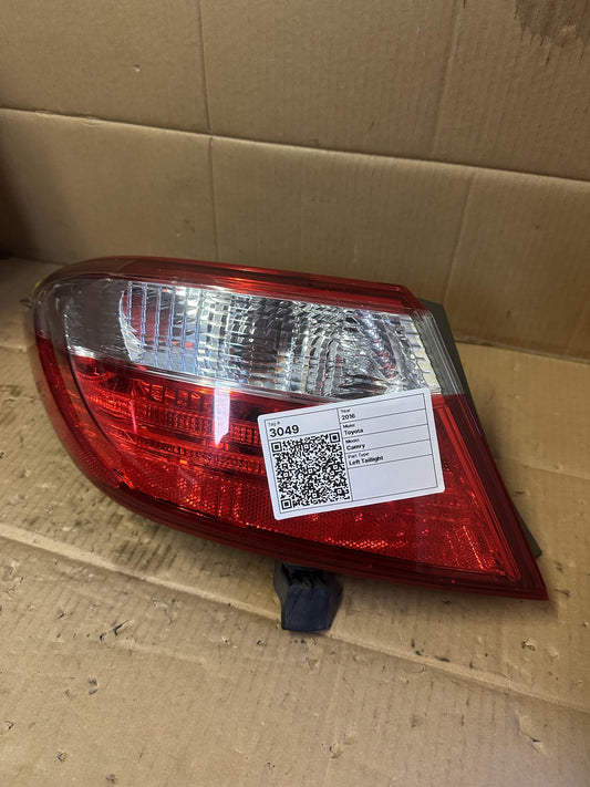 2016  XV50 Left Taillight