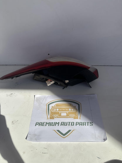2015  YD Right Taillight