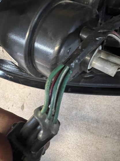 2007   Left Taillight