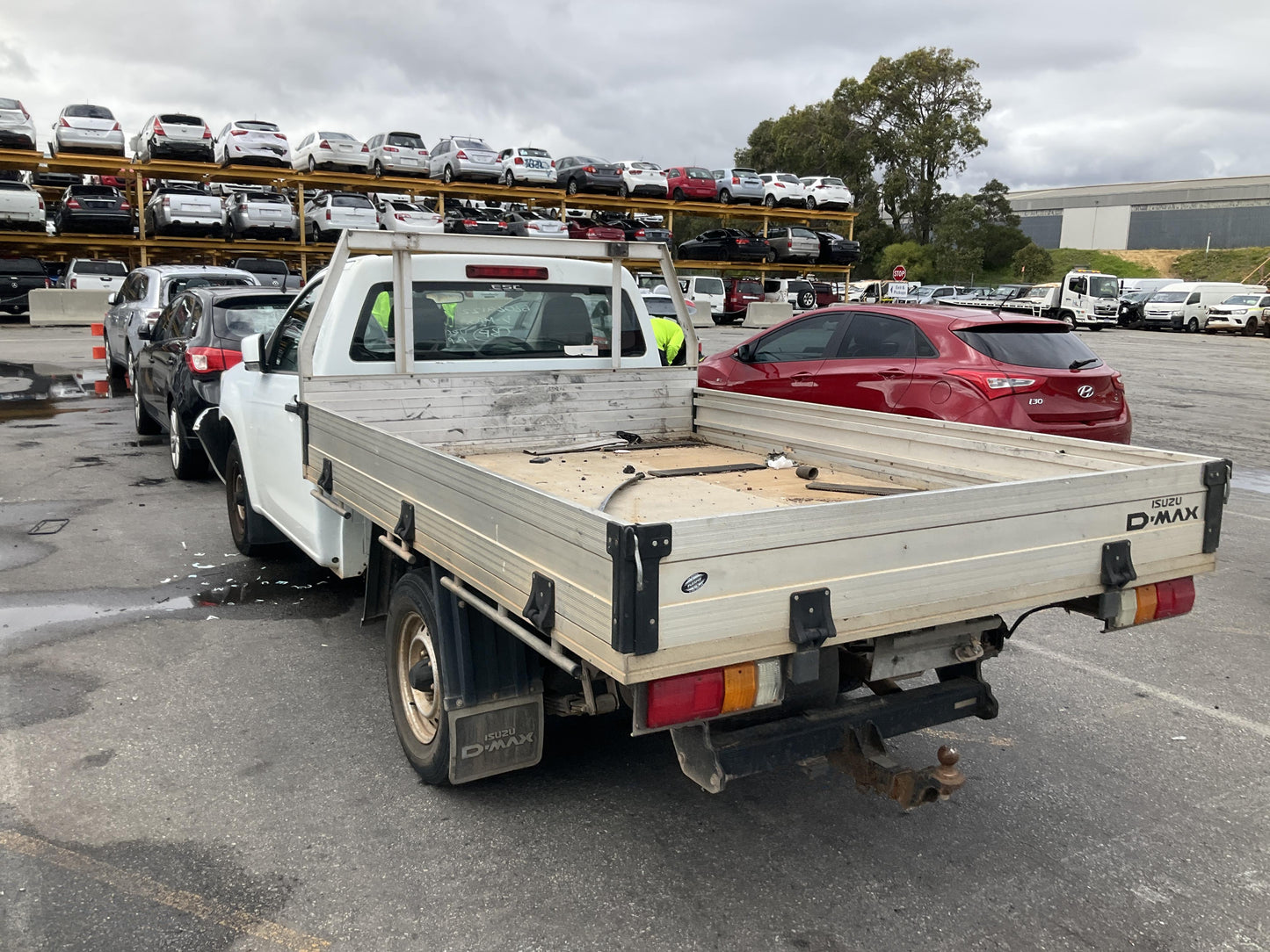 Isuzu 
D-Max