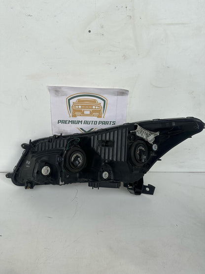 2010   Right Headlight