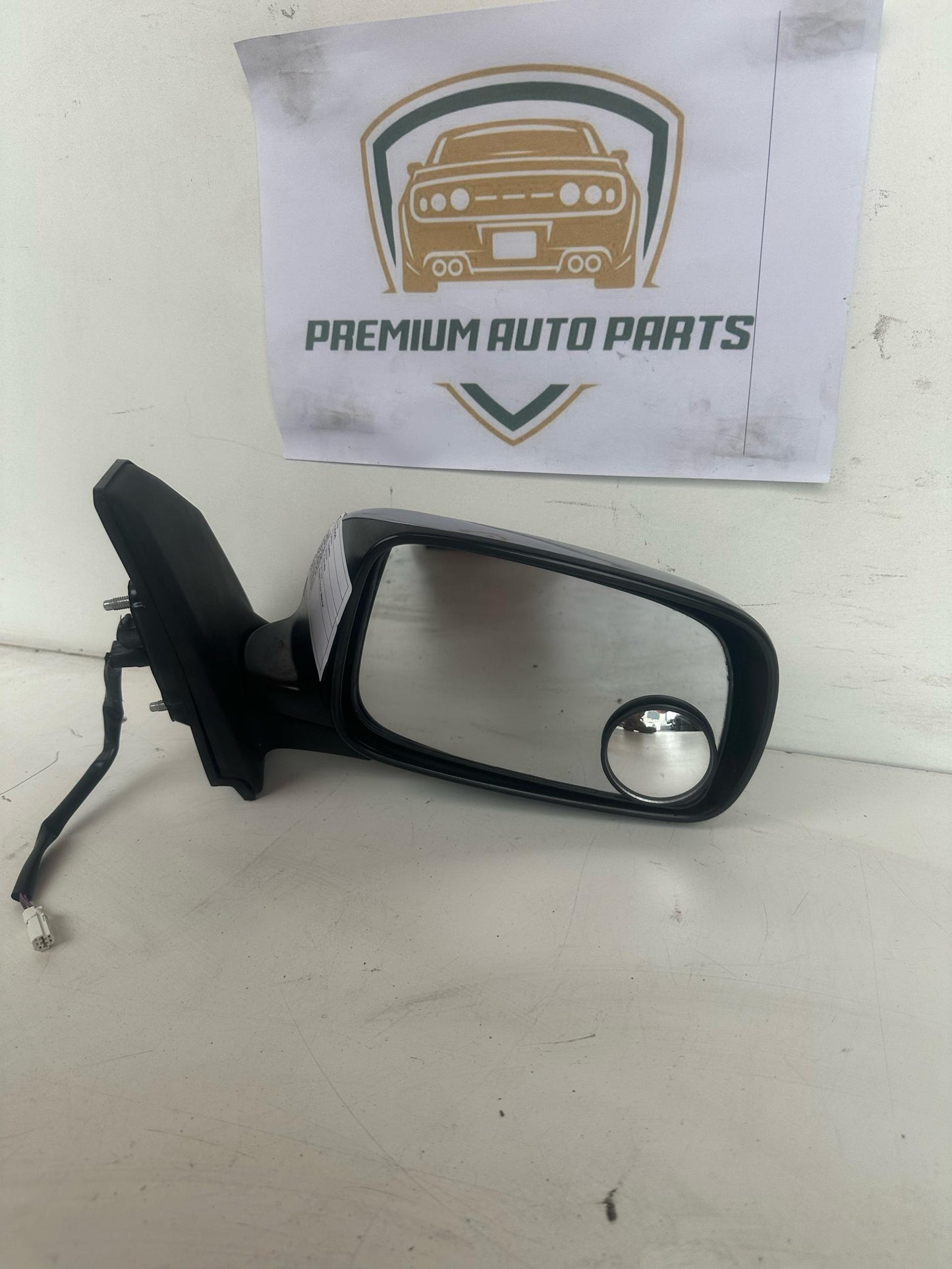 2006  E120 Right Door Mirror